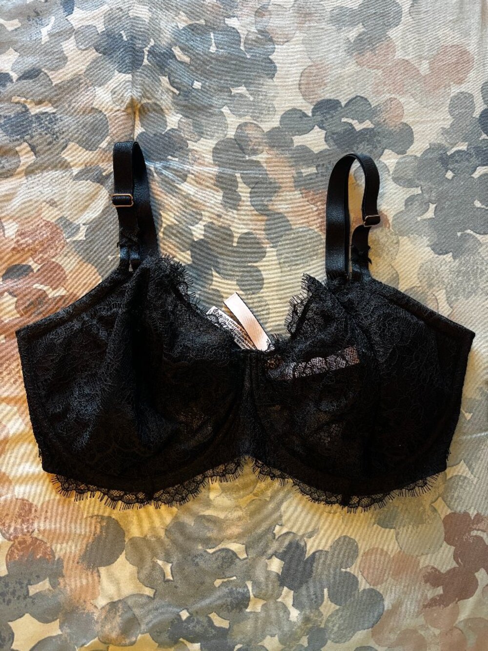 Victoria's Secret Dream Angels Black Lace Push-Up W/out Padding Bra Size 38DDD